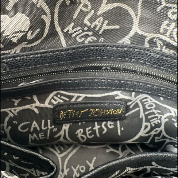 Betsey Johnson small purse - Picture 4 of 5